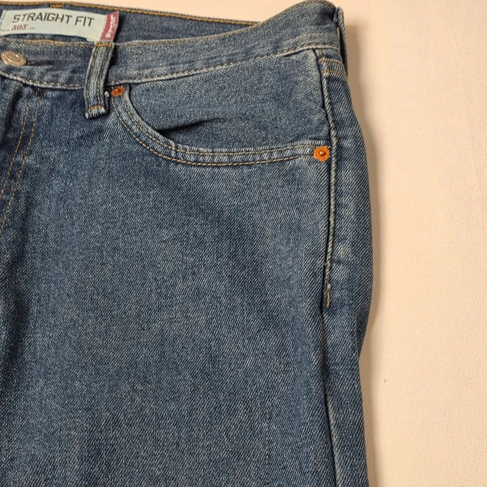 Levi's 505 Straight Fit Jeans Mens‎ 32x30 Blue Medium Wash 100% Cotton Denim